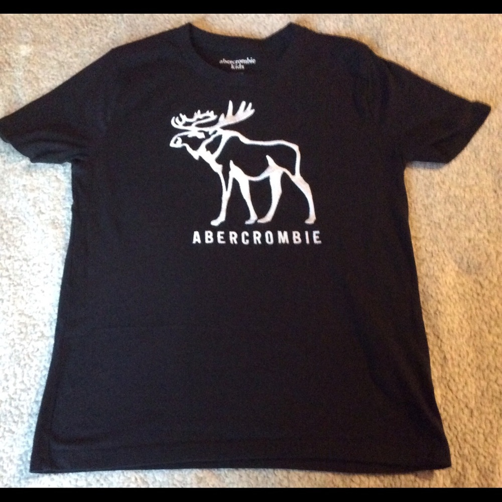 Abercrombie t -shirt for boys.
